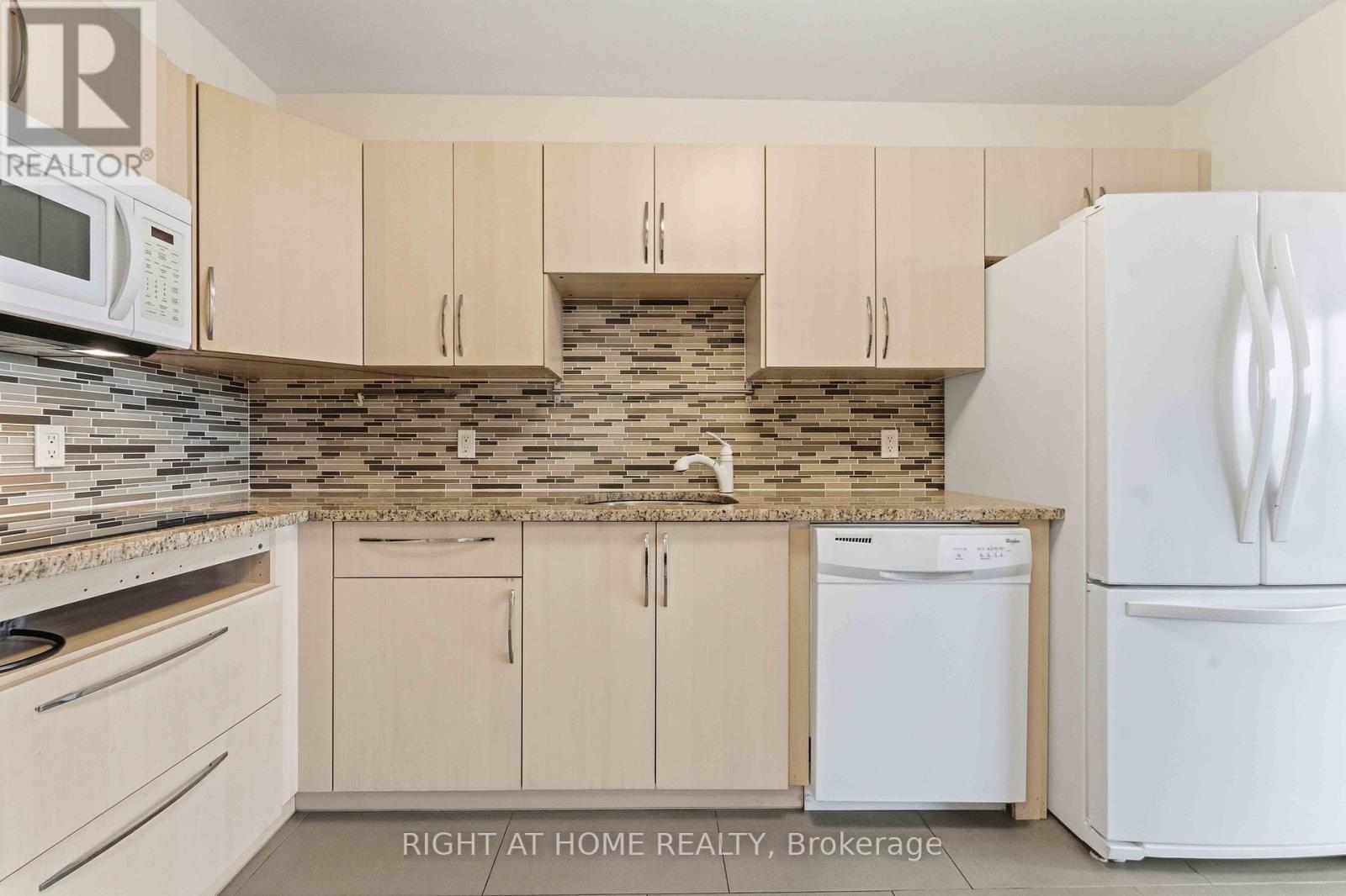 311 - 665 Bathgate Drive