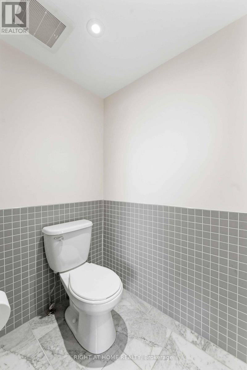 311 - 665 Bathgate Drive