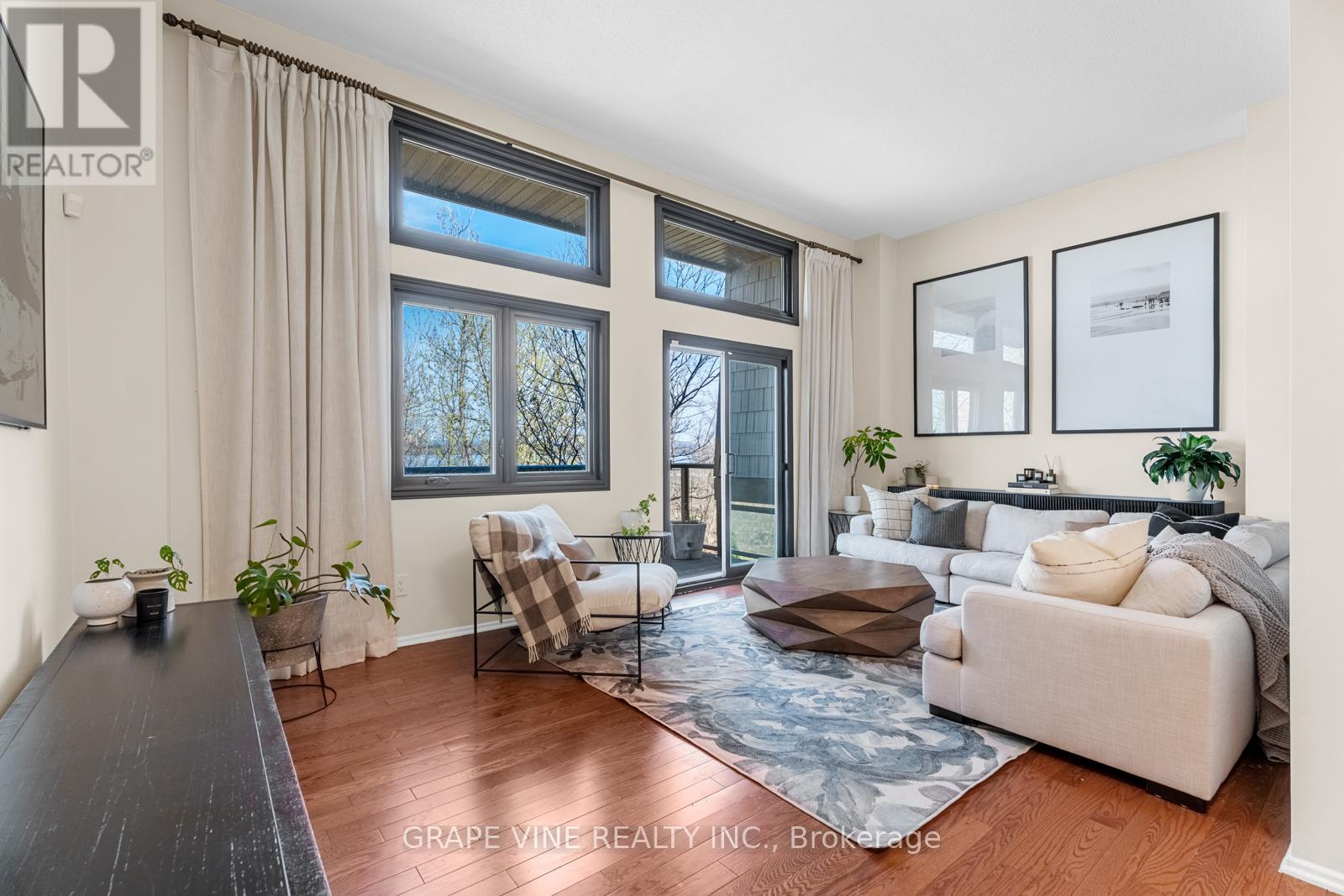 29 - 655 Richmond Road