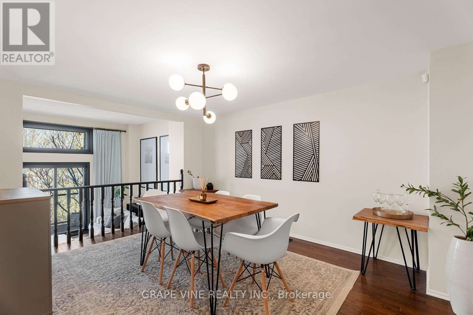 29 - 655 Richmond Road