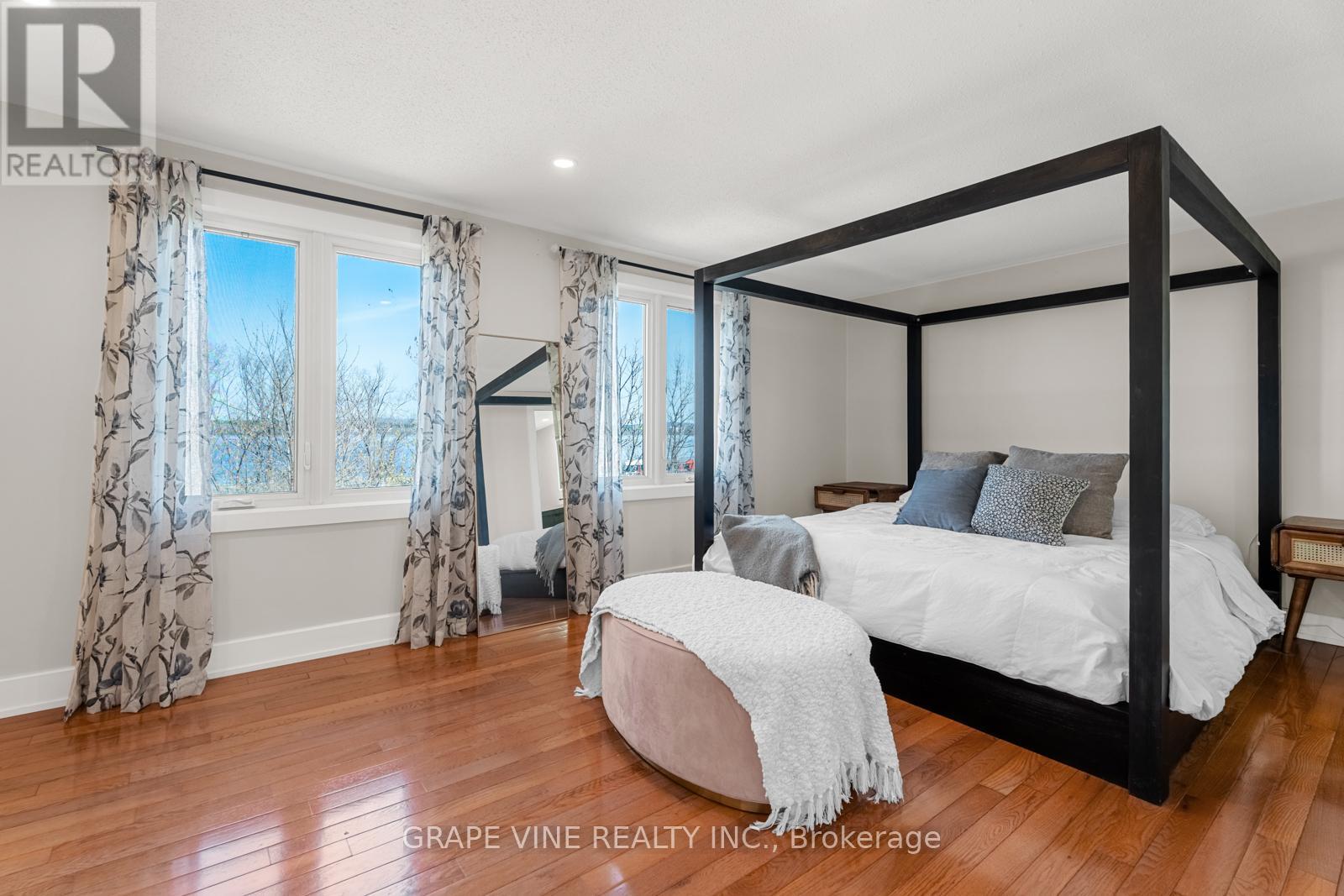 29 - 655 Richmond Road