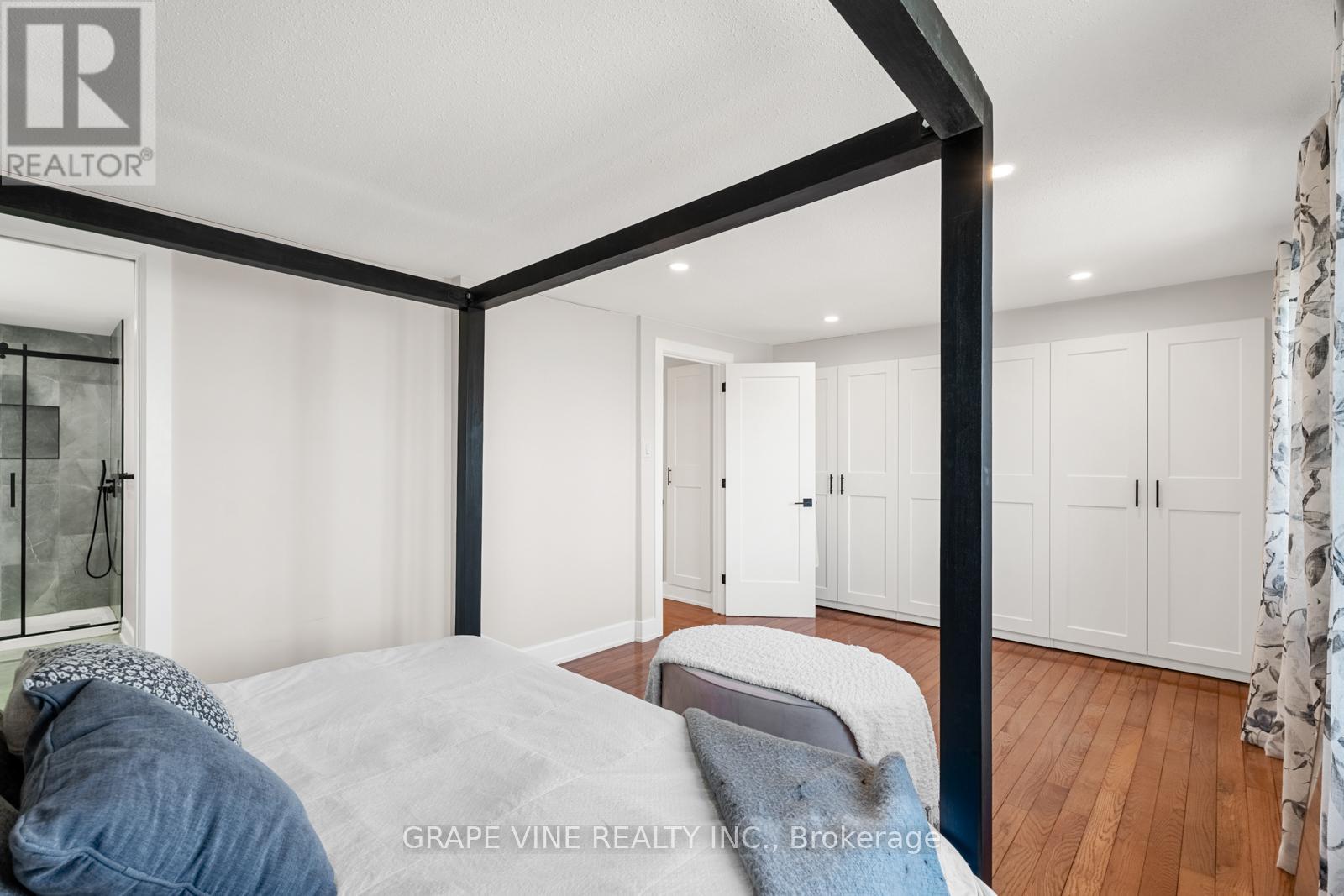 29 - 655 Richmond Road