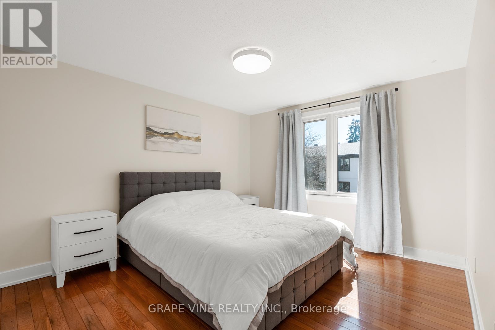 29 - 655 Richmond Road