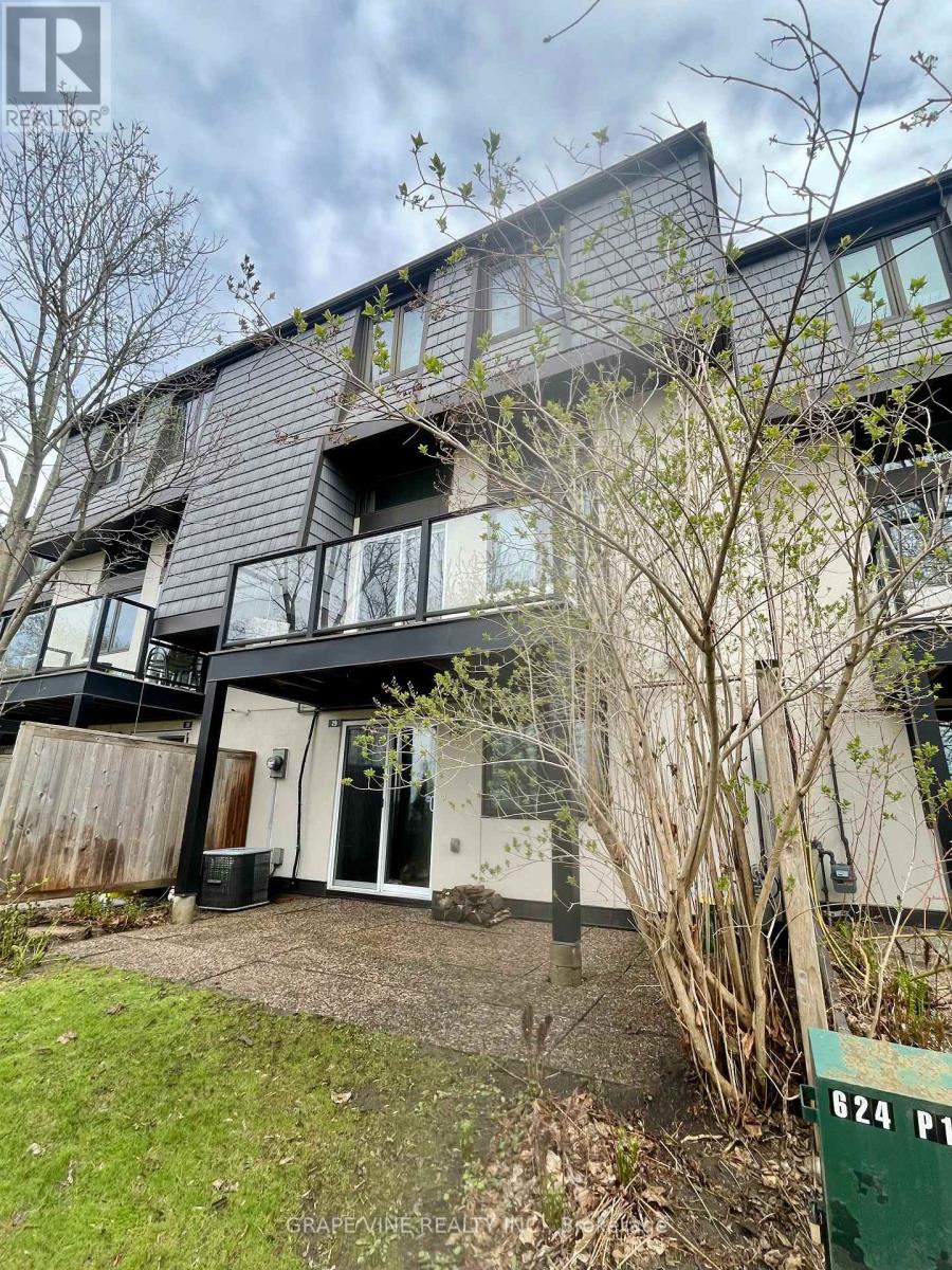 29 - 655 Richmond Road