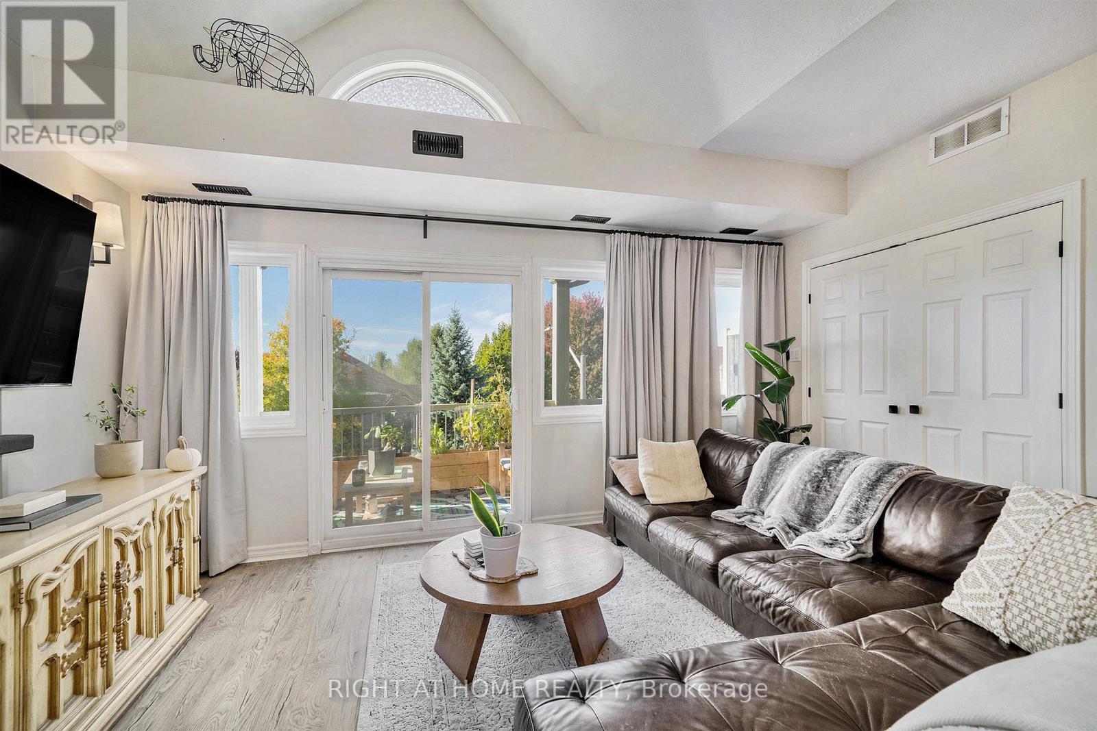 C - 137 Oldfield Street