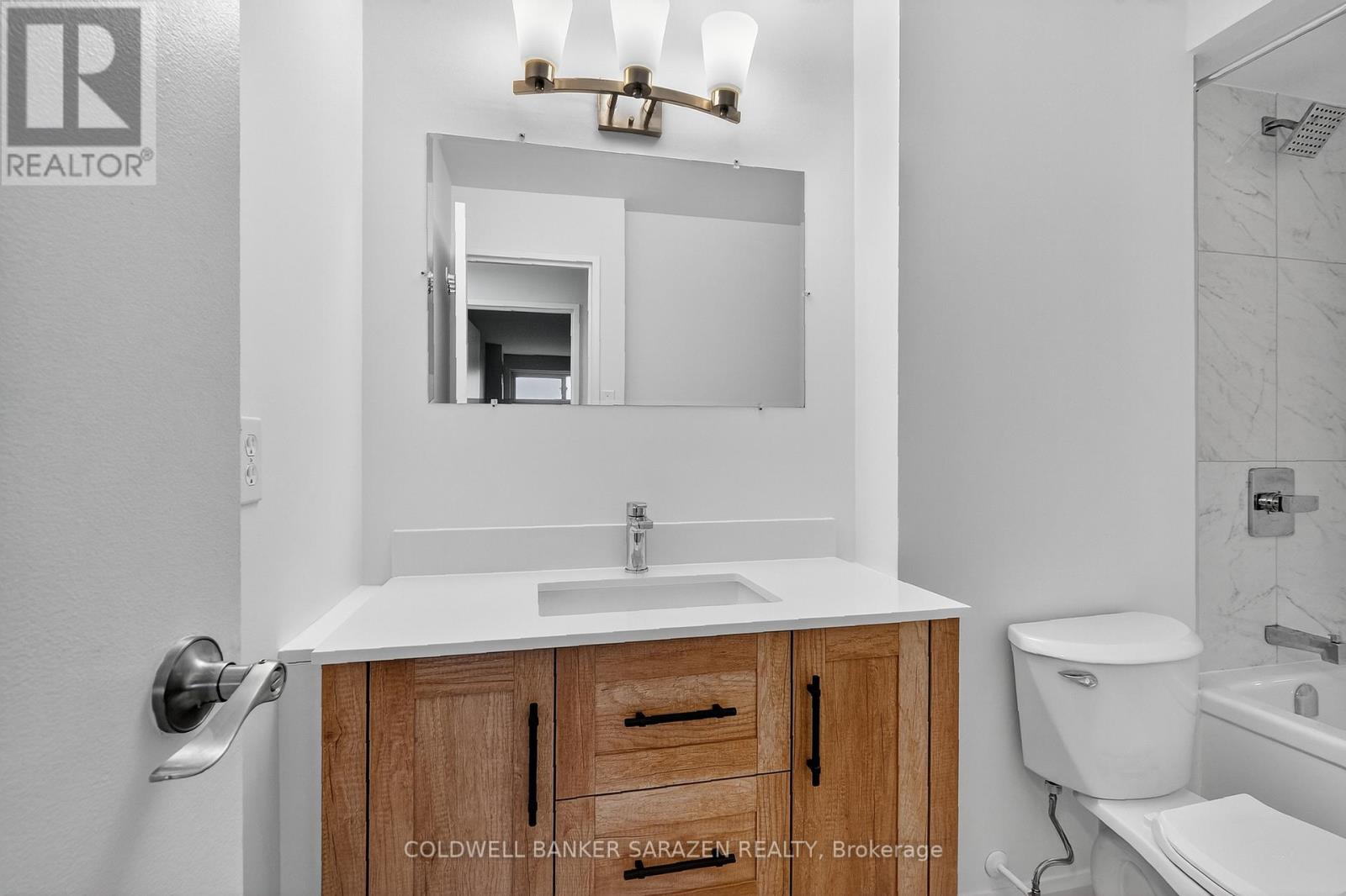 1115 - 1100 Ambleside Drive