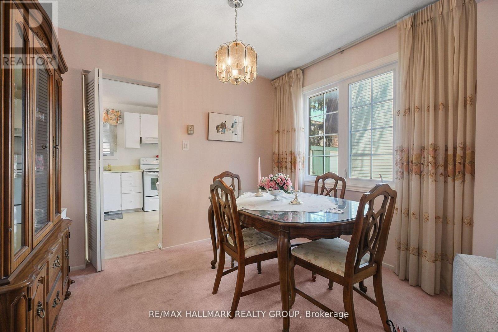 625 Trelawny Private