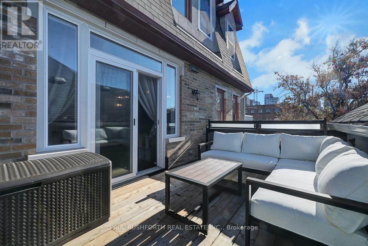 B303 - 124 Guigues Avenue