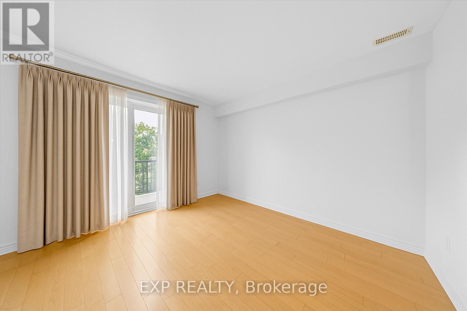 69 Steele Park Private