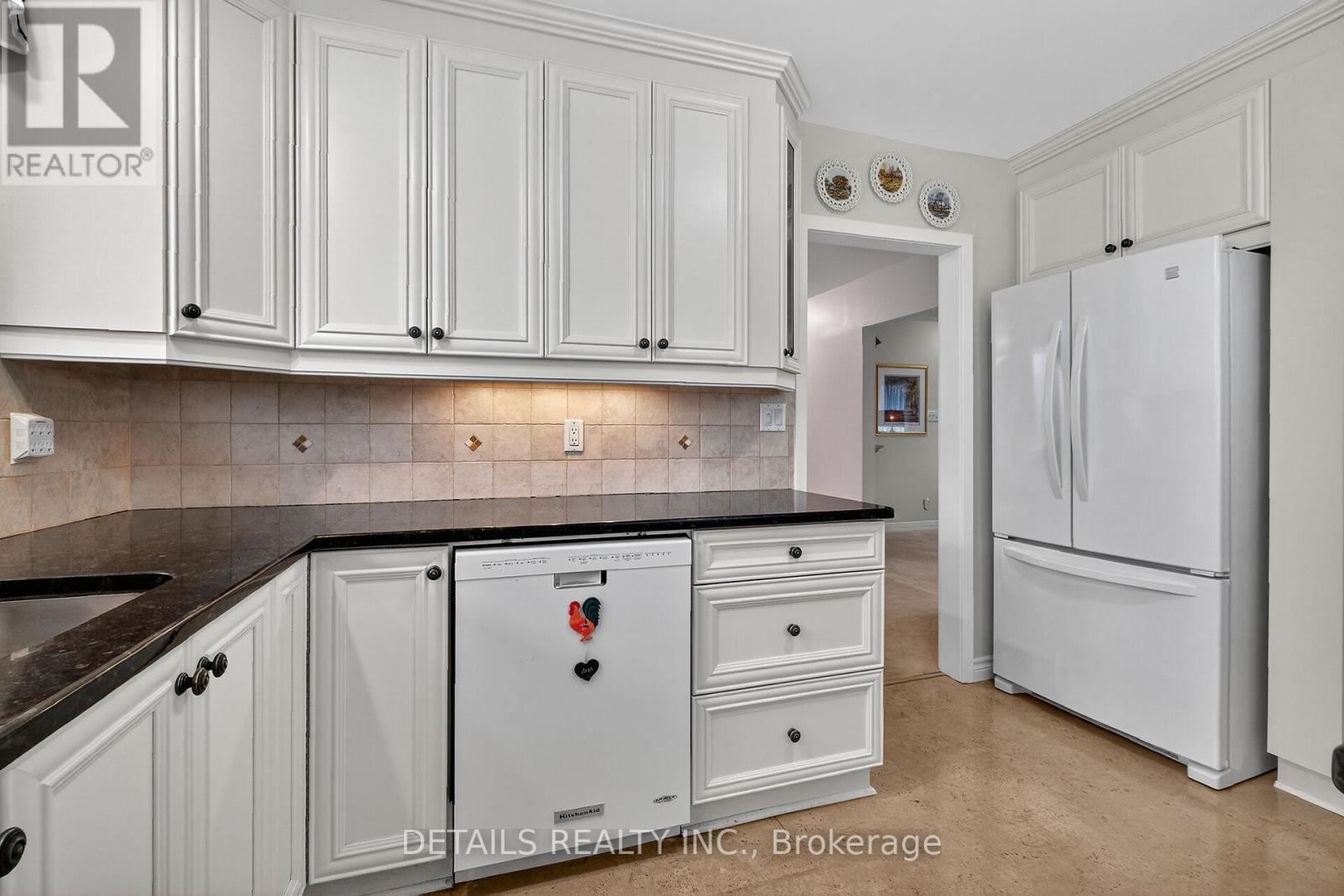 1031 Connaught Avenue