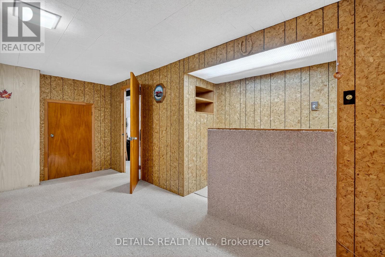 1031 Connaught Avenue