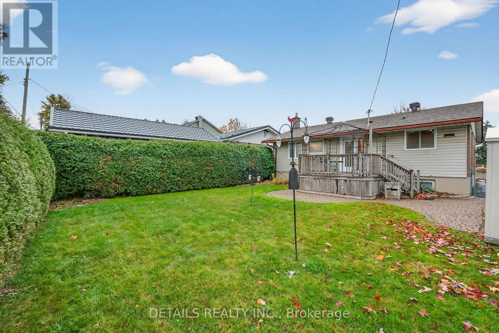 1031 Connaught Avenue