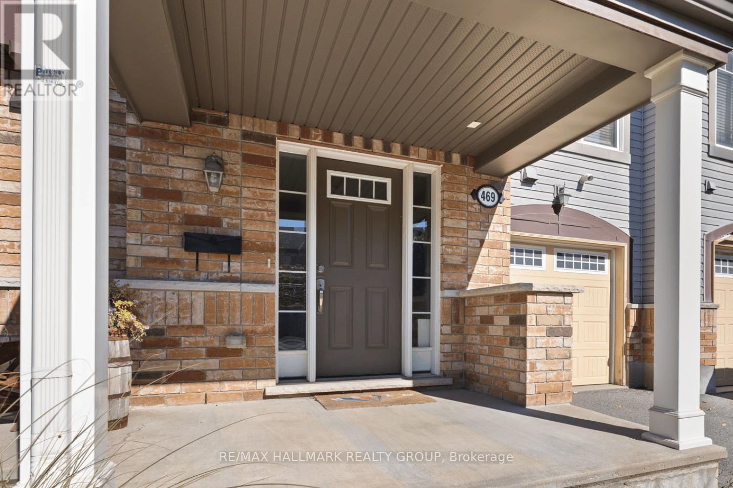 469 Meadowhawk Crescent