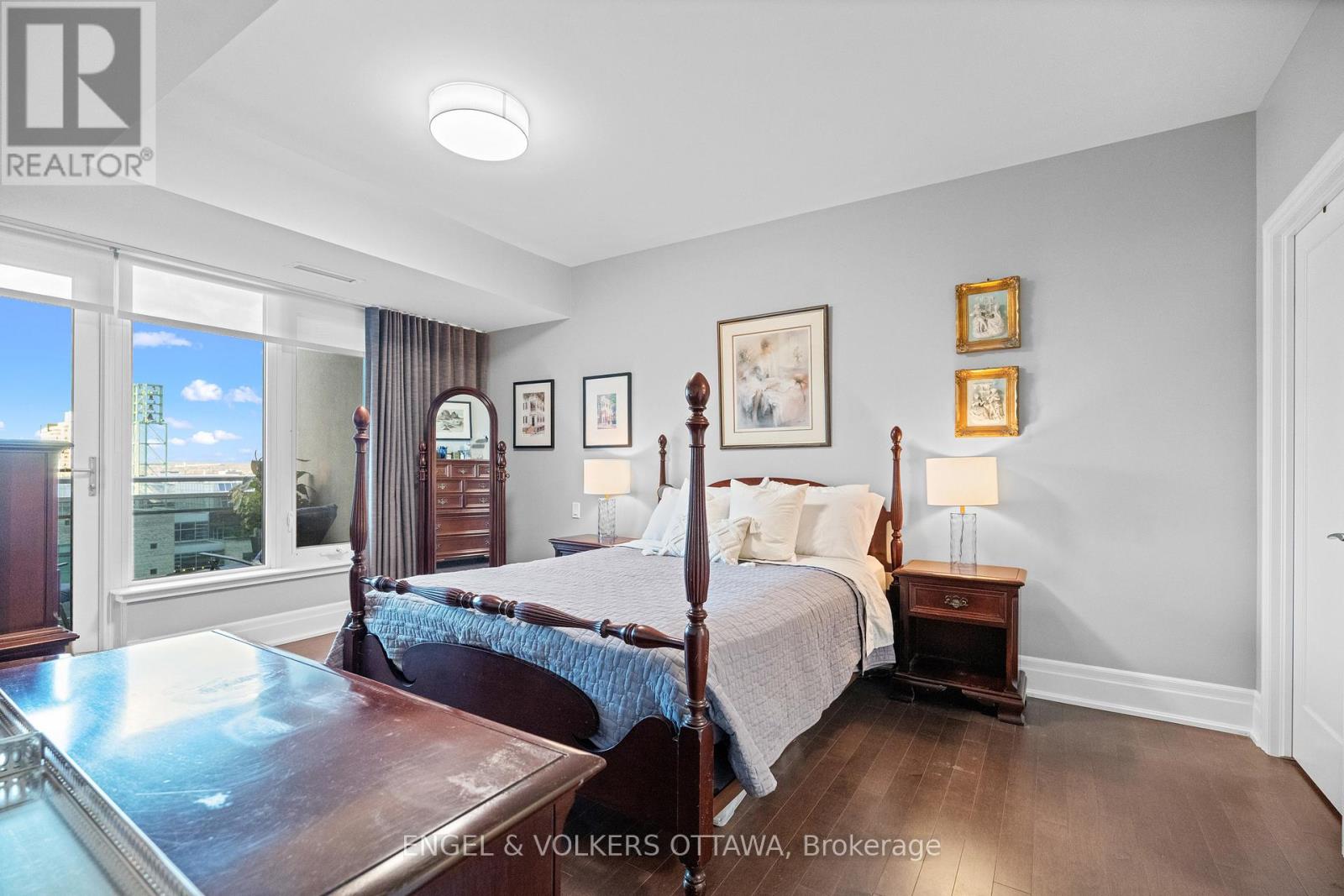 1002 - 108 Lisgar Street