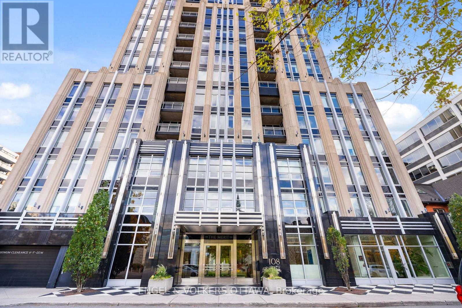 1002 - 108 Lisgar Street