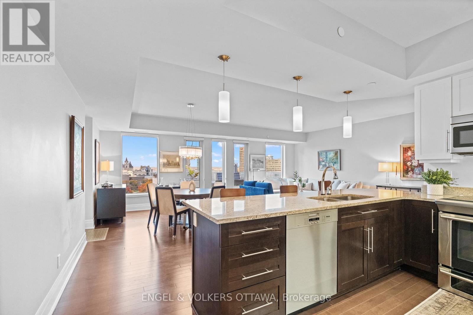 1002 - 108 Lisgar Street