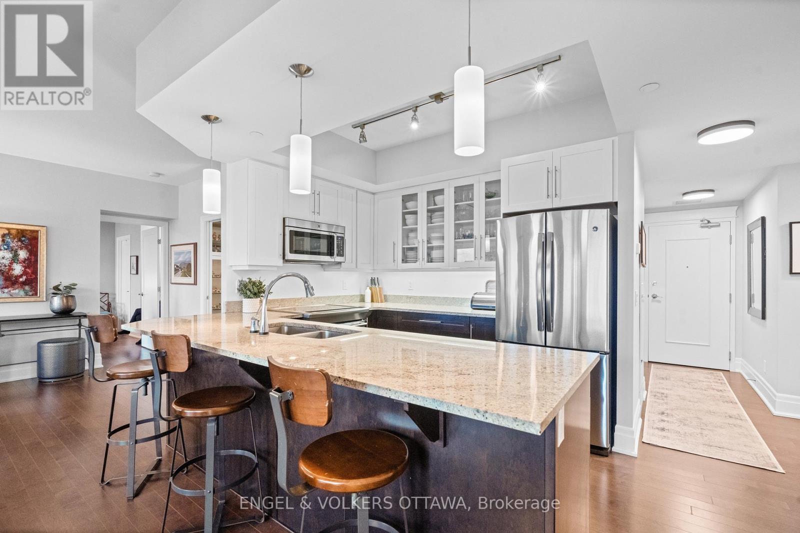 1002 - 108 Lisgar Street