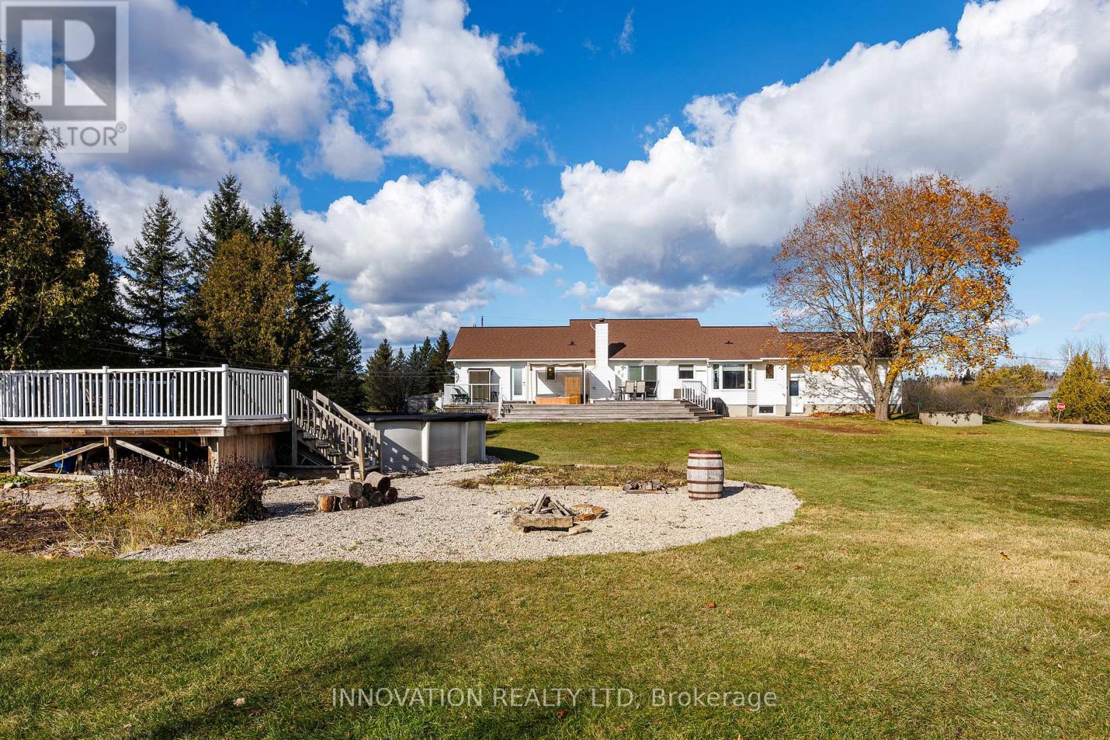 201 Greystone Crescent