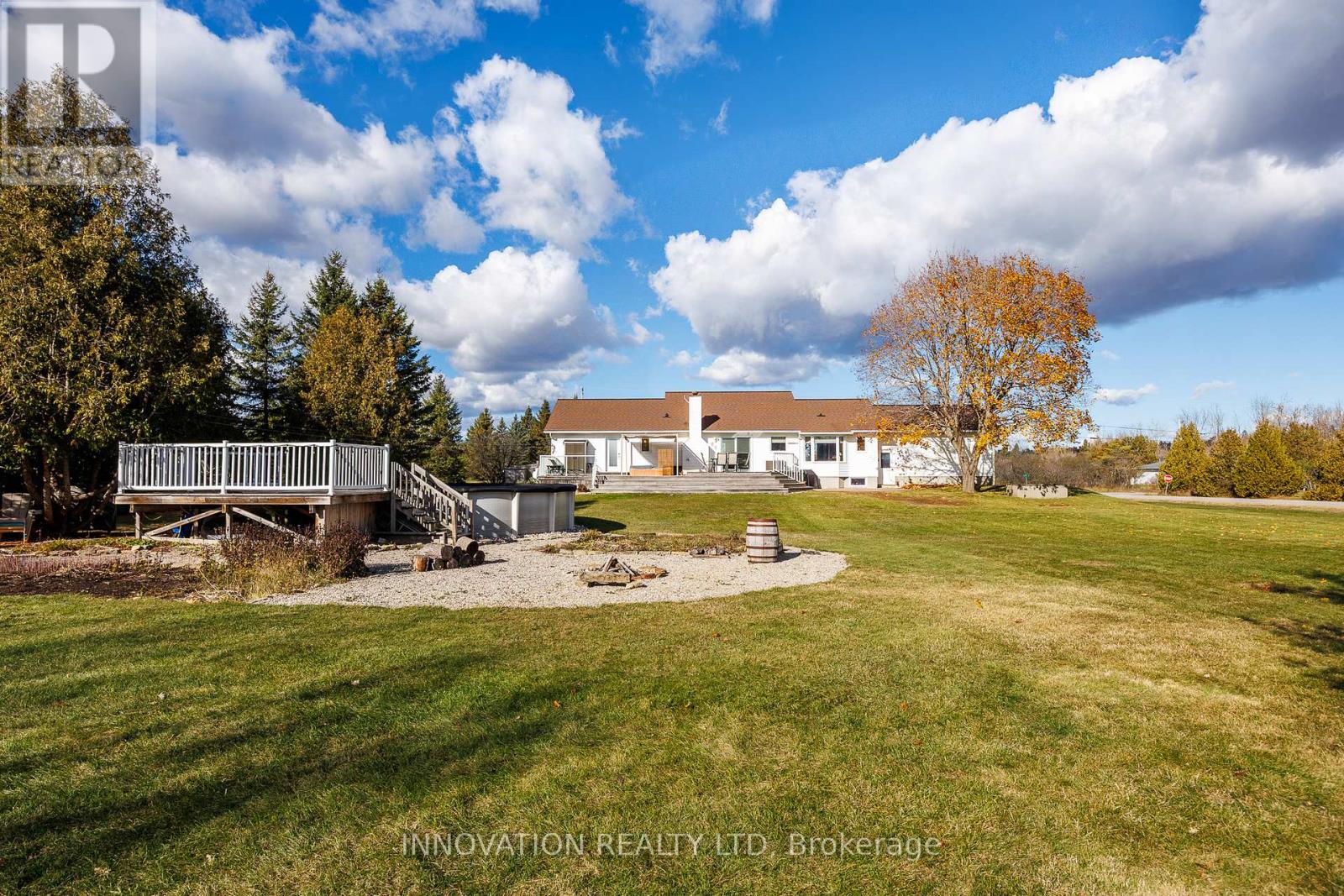 201 Greystone Crescent