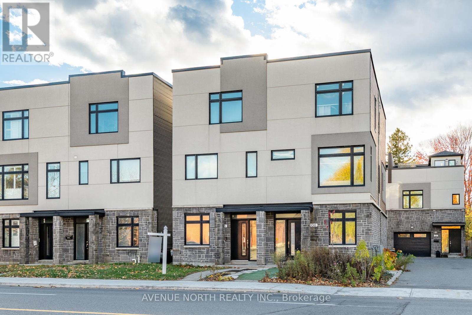 938 Woodroffe Avenue