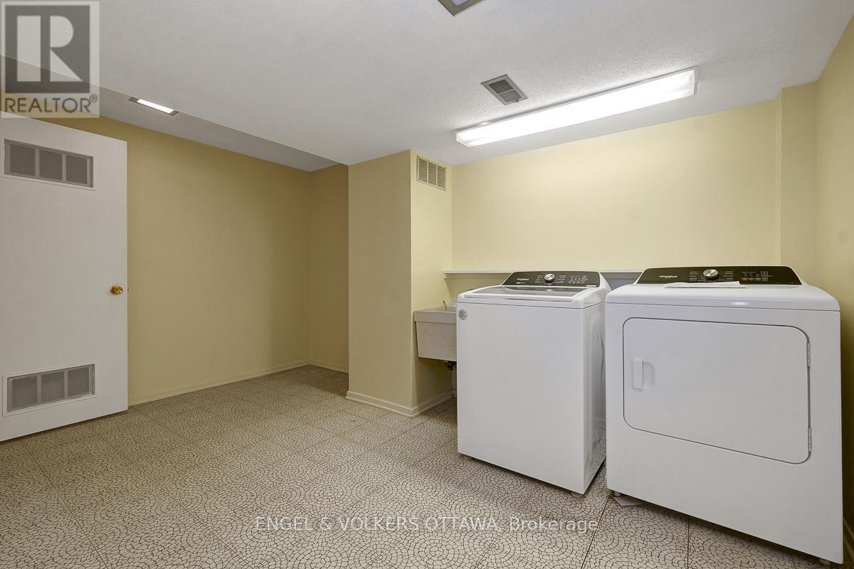 68 - 1947 Stonehenge Crescent