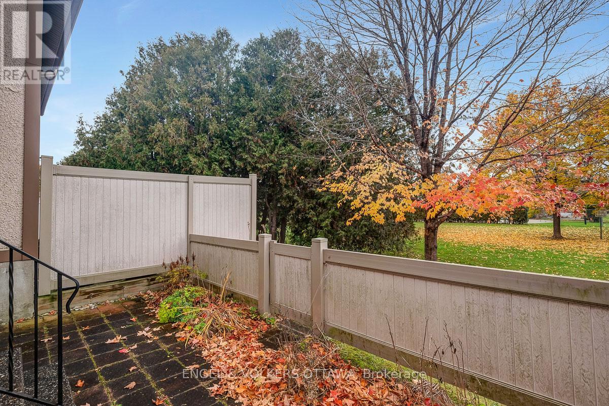 68 - 1947 Stonehenge Crescent