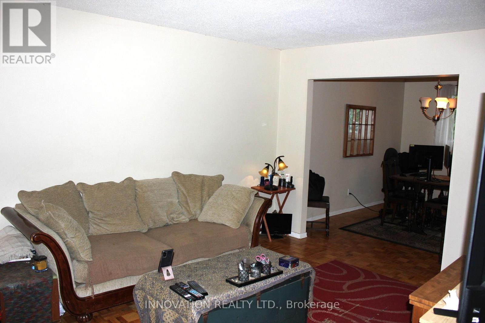 59 Valewood Crescent