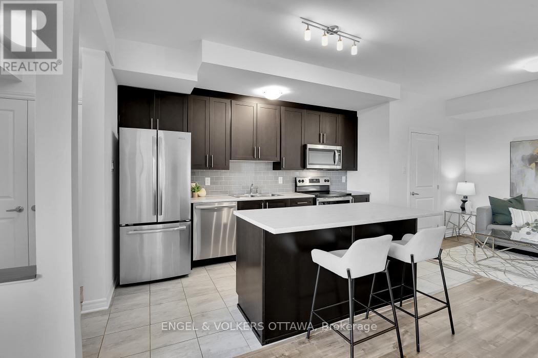 L - 50 Jaguar Private