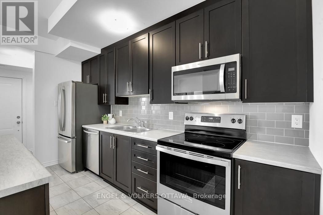 L - 50 Jaguar Private