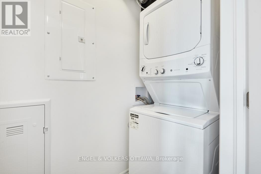 L - 50 Jaguar Private