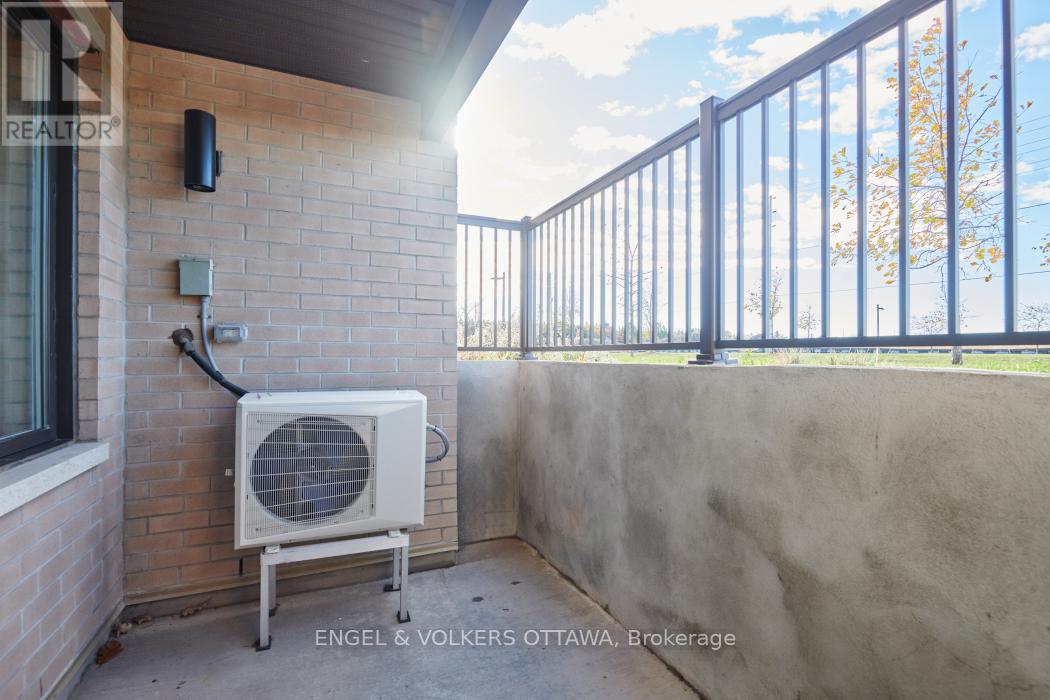 L - 50 Jaguar Private