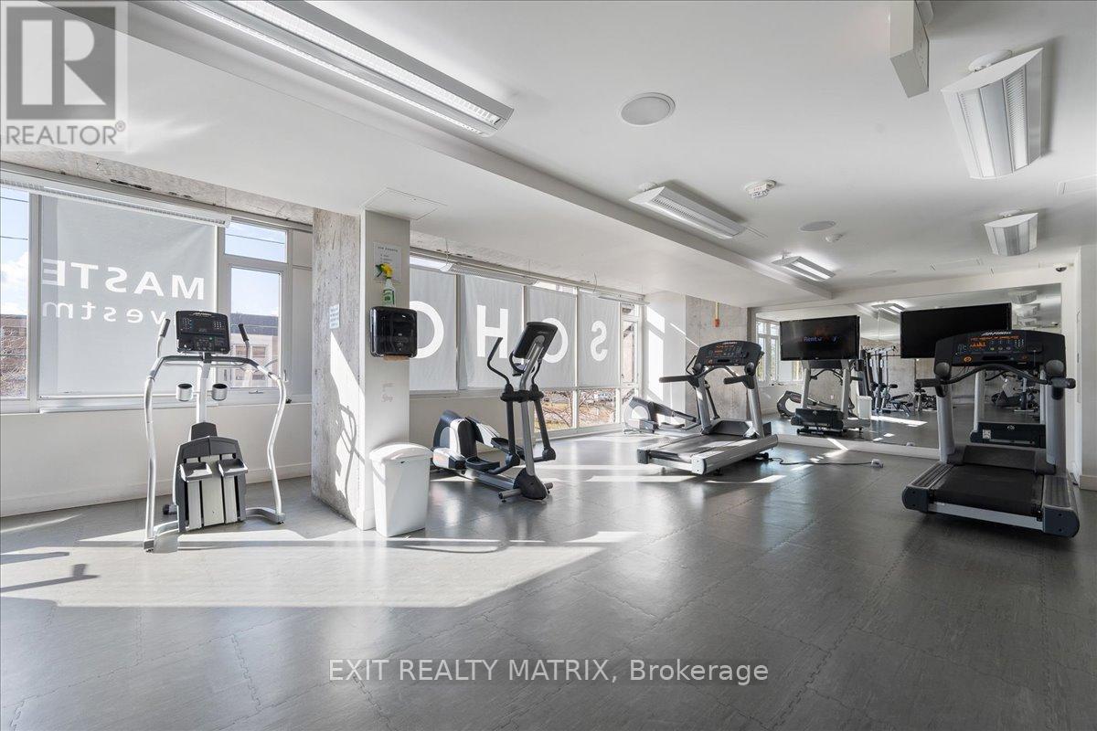 903 - 201 Parkdale Avenue W