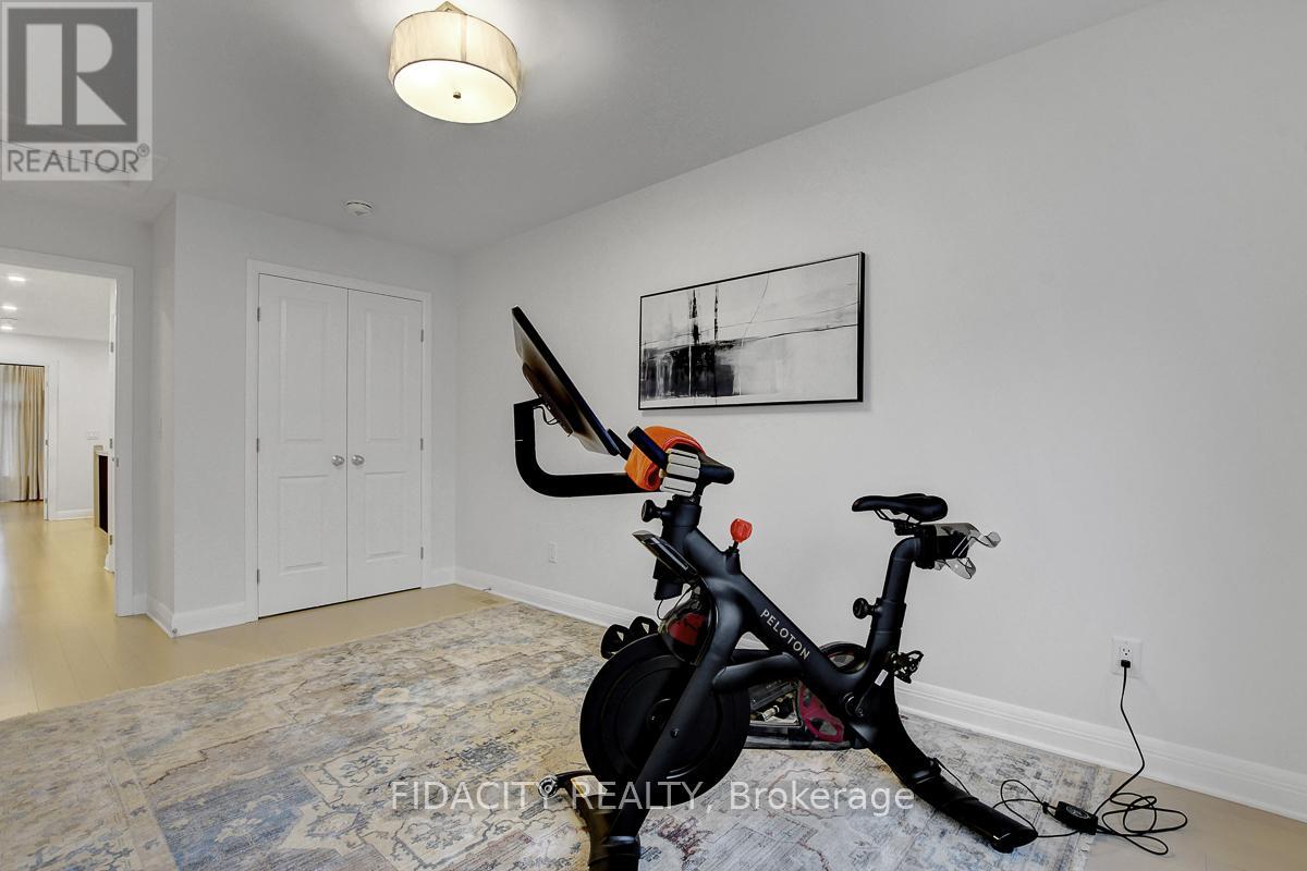 864 Moses Tennisco Street