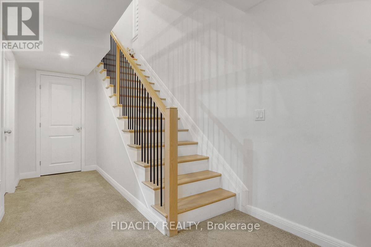 864 Moses Tennisco Street