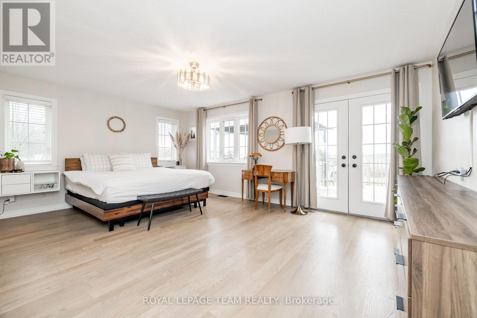 5910 Wood Duck Drive