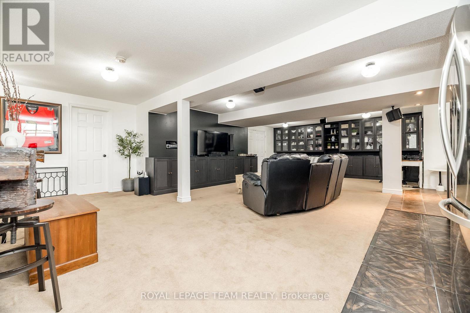 5910 Wood Duck Drive