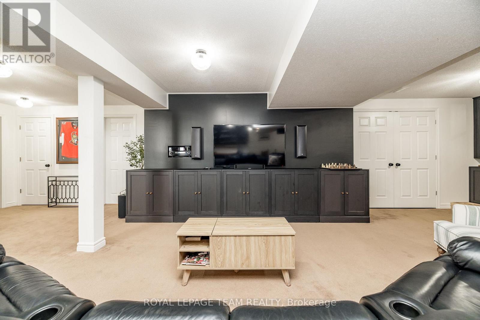 5910 Wood Duck Drive