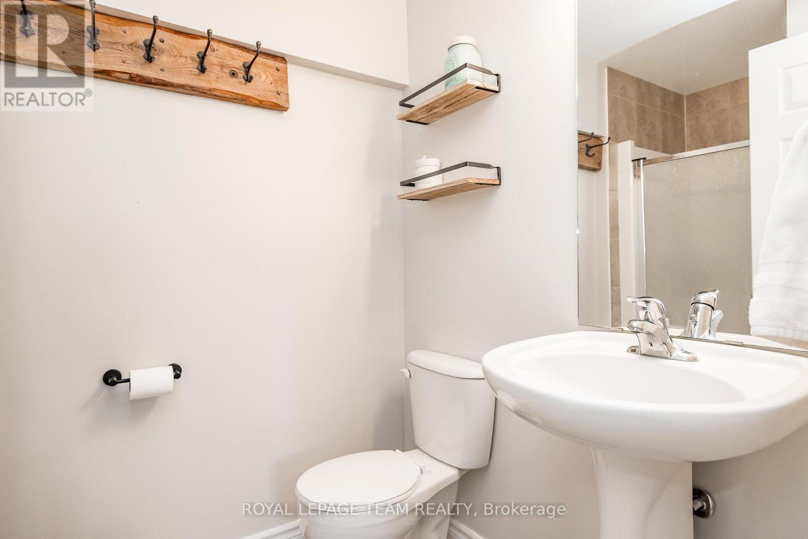 5910 Wood Duck Drive