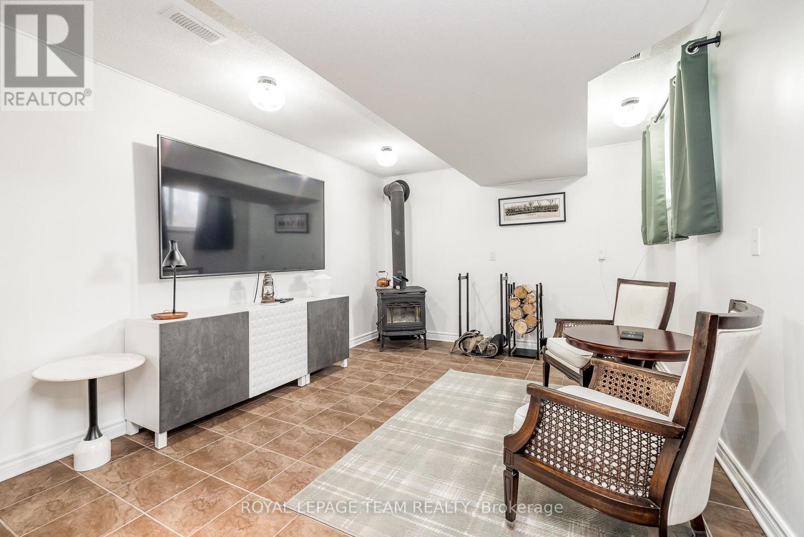 5910 Wood Duck Drive