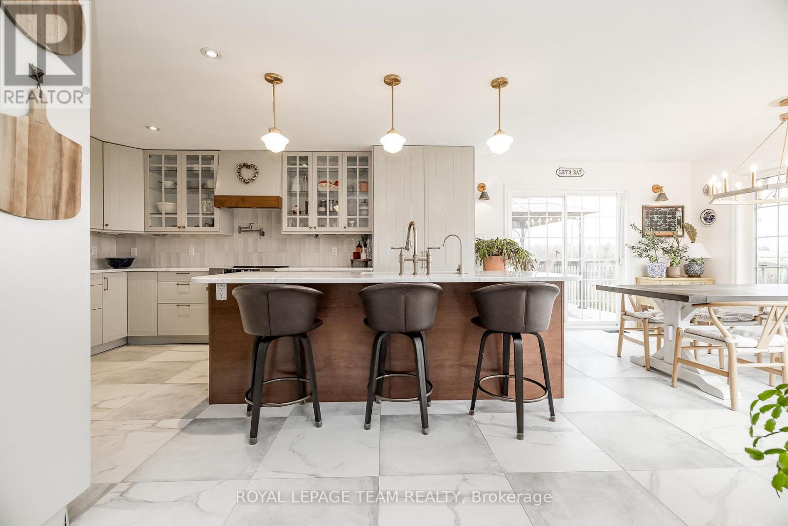 5910 Wood Duck Drive