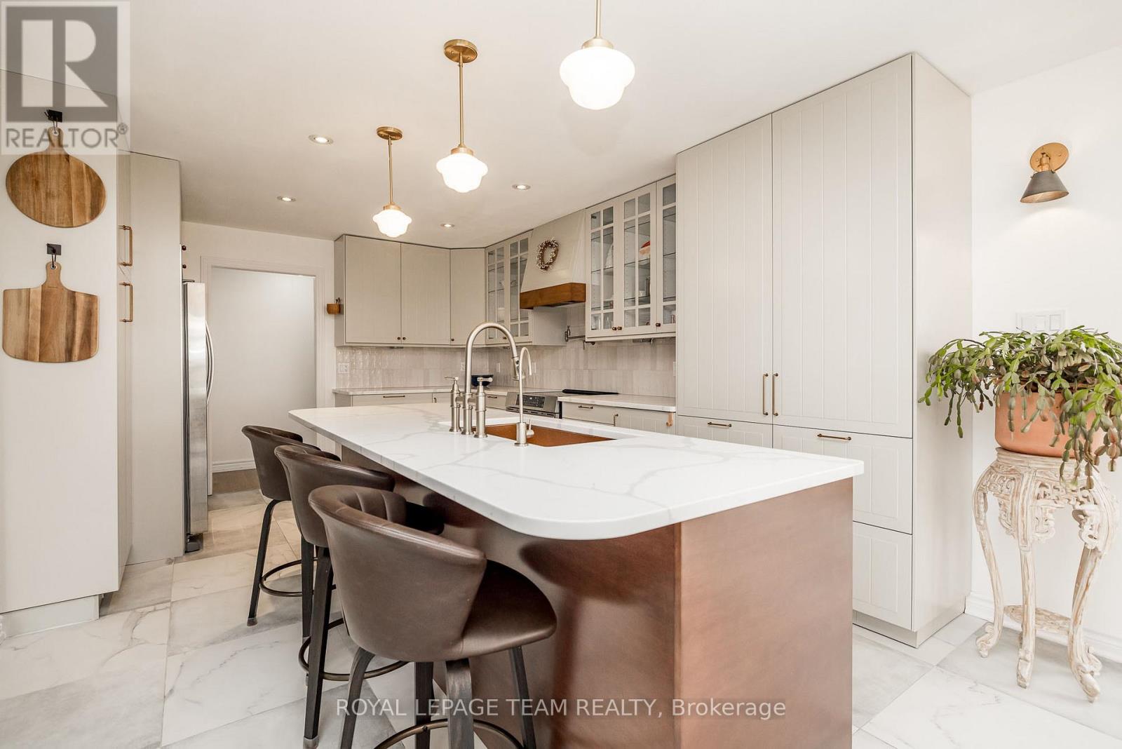 5910 Wood Duck Drive