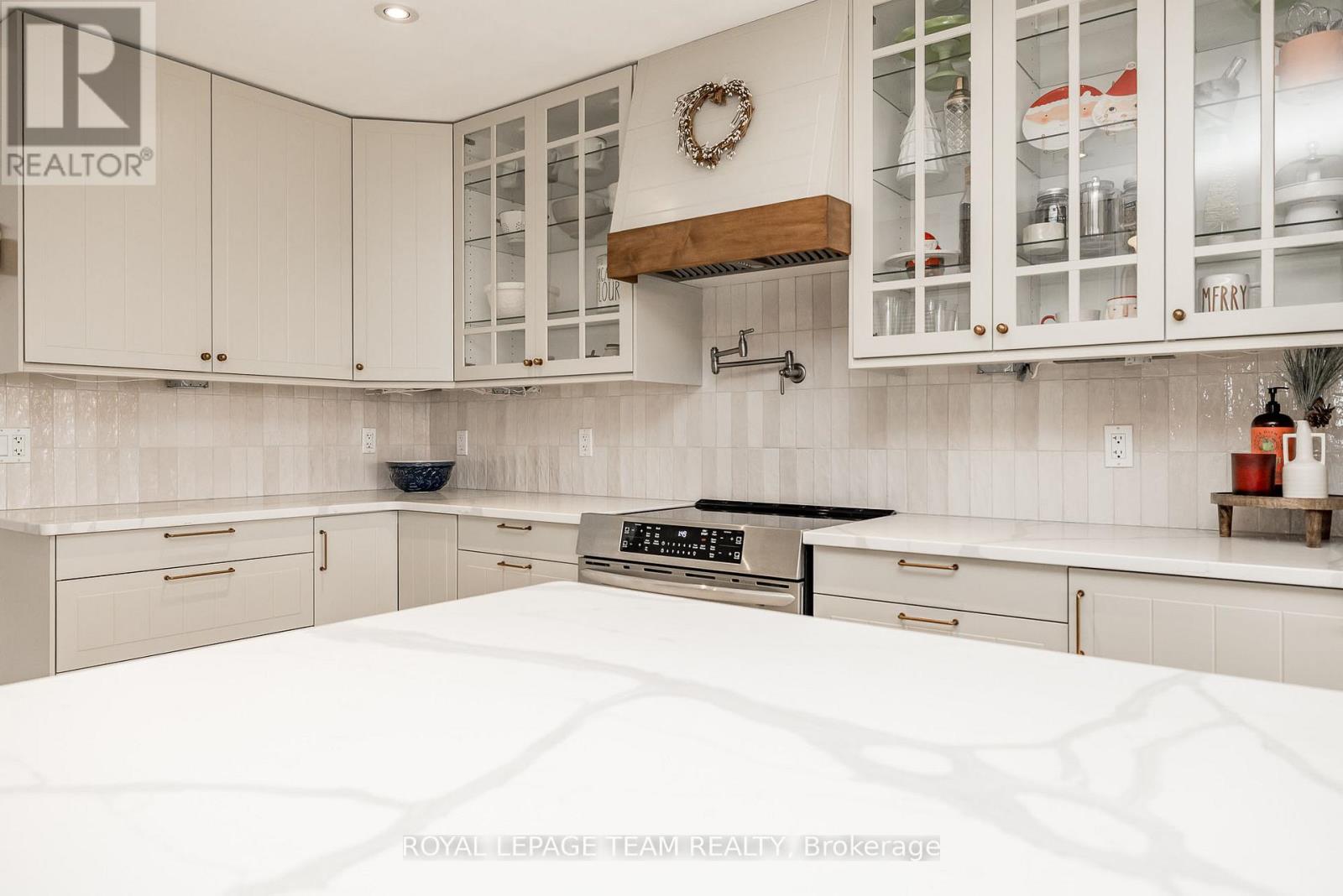 5910 Wood Duck Drive