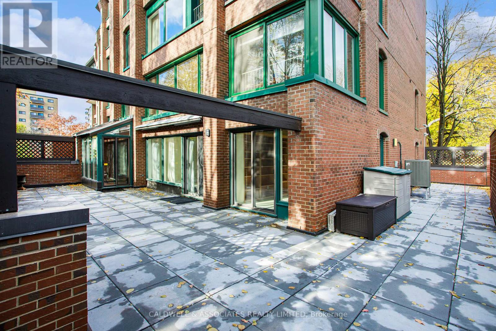 1 - 140 Rideau Terrace