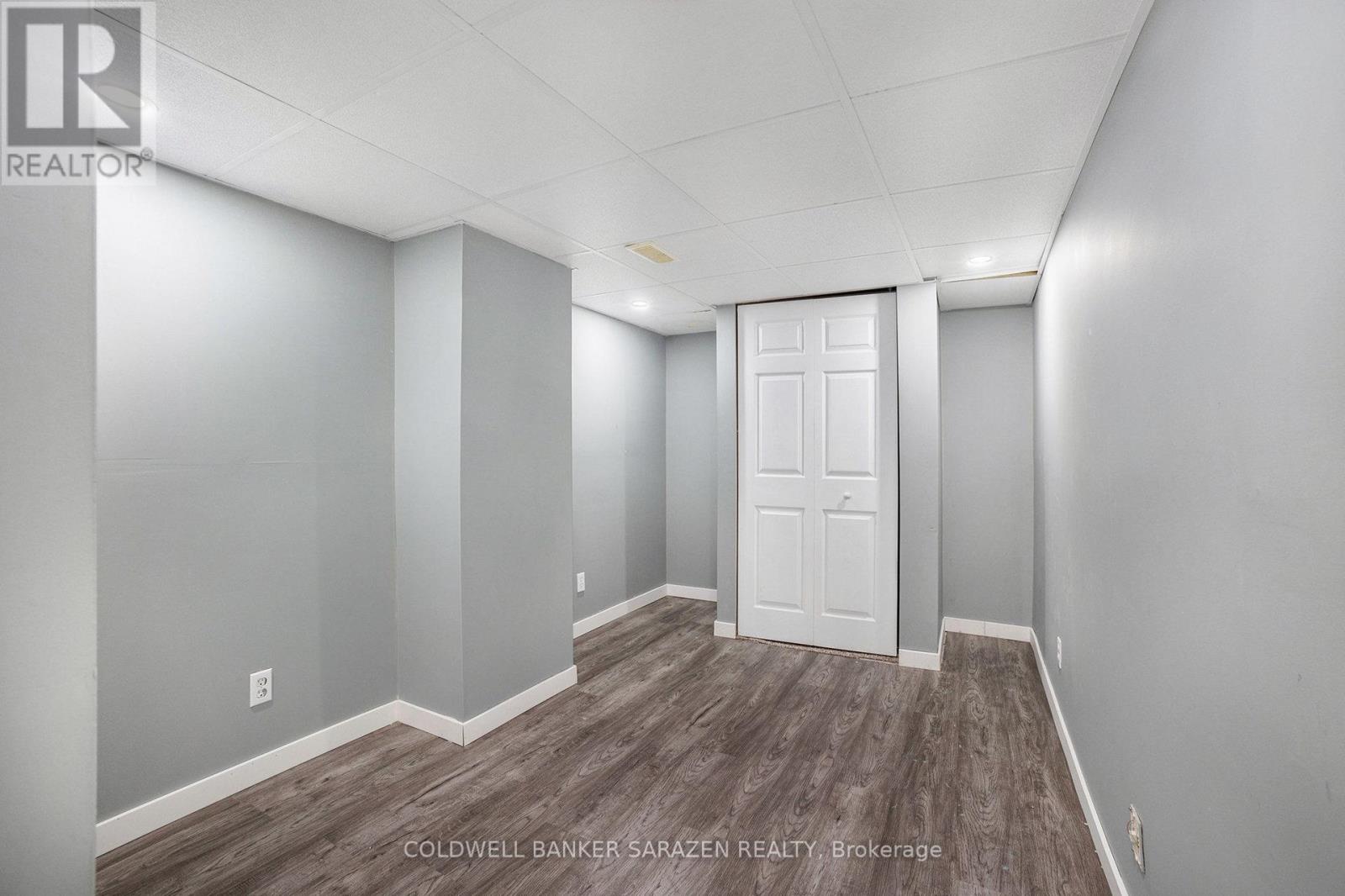 330 Fairbrooke Court