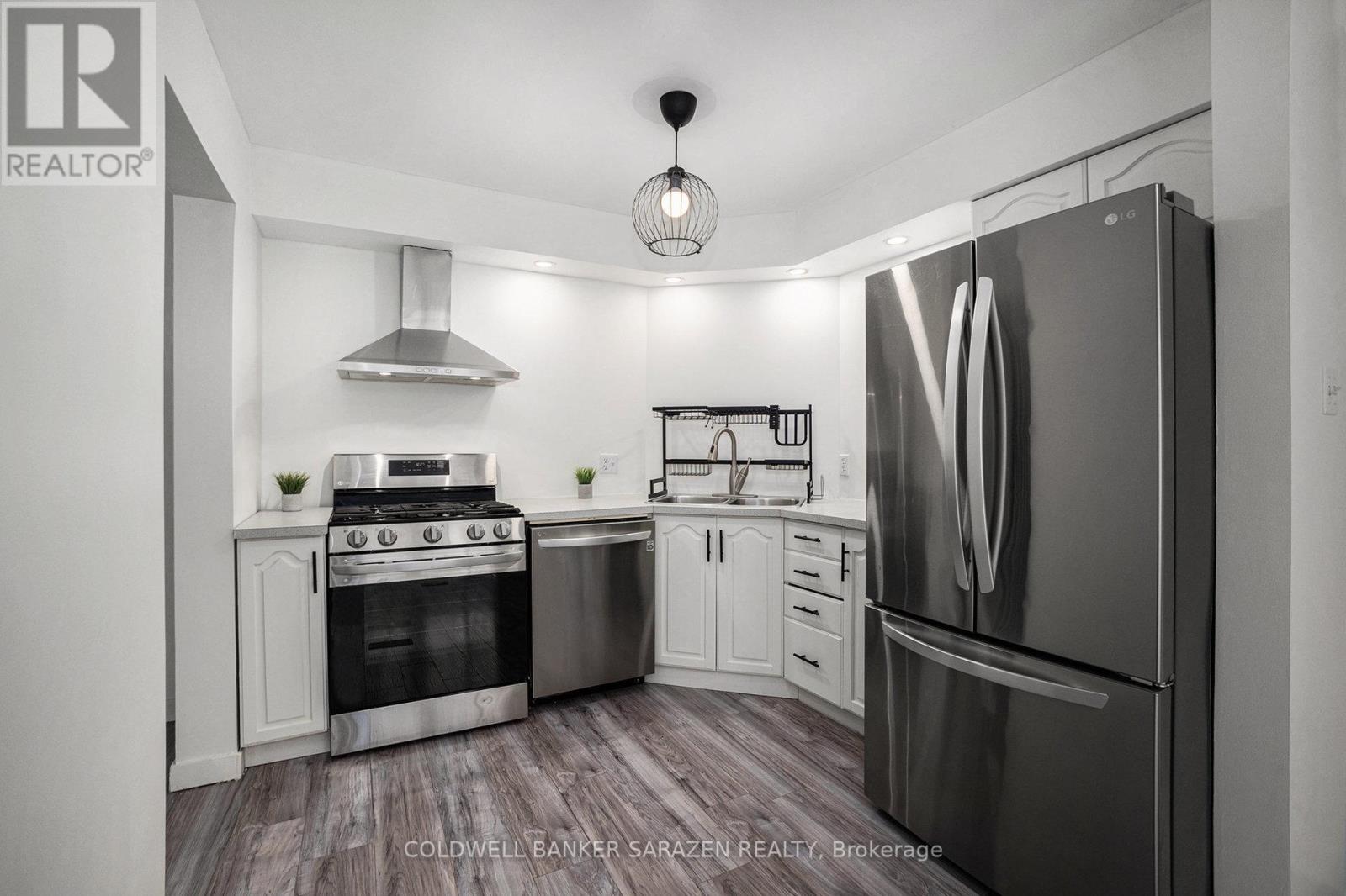 330 Fairbrooke Court