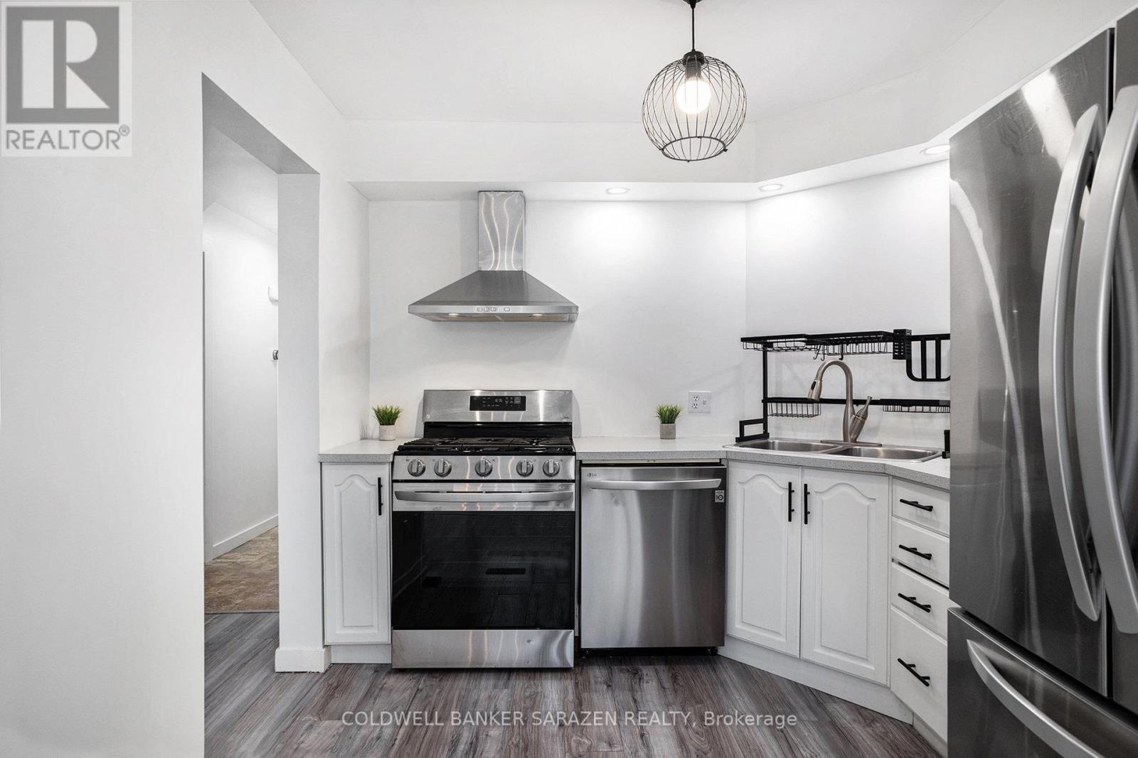 330 Fairbrooke Court