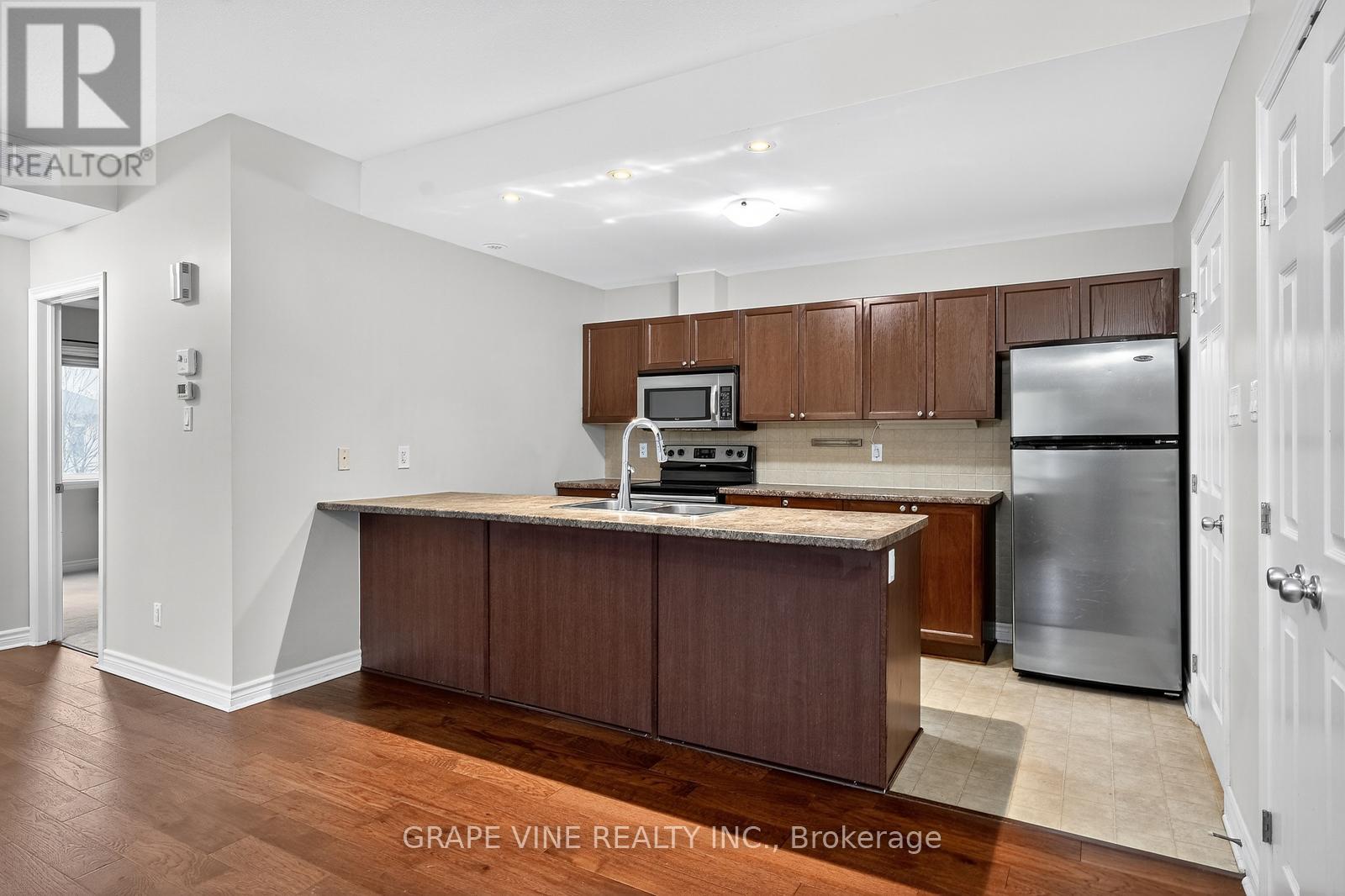 C - 140 Mocha Private