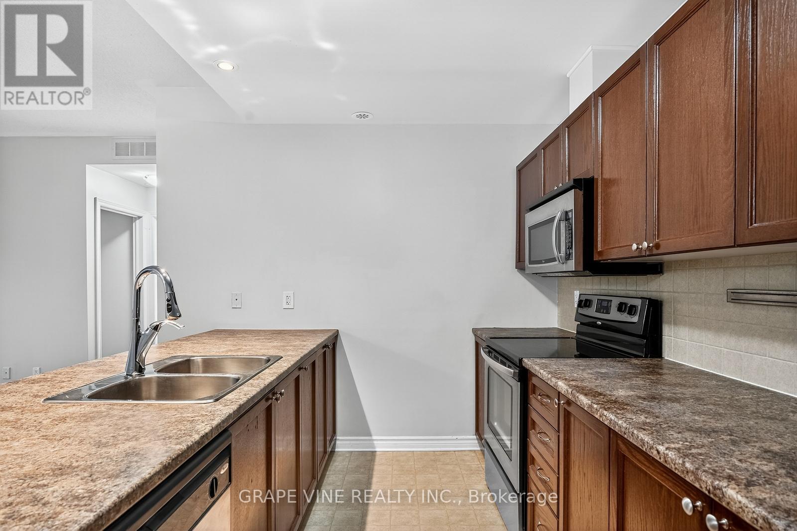 C - 140 Mocha Private