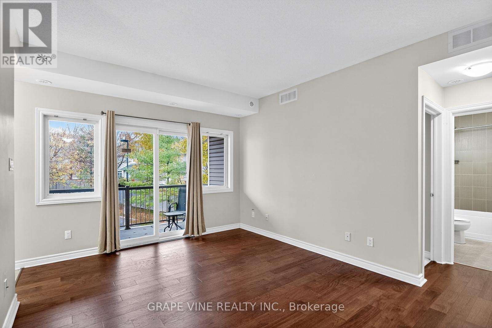 C - 140 Mocha Private