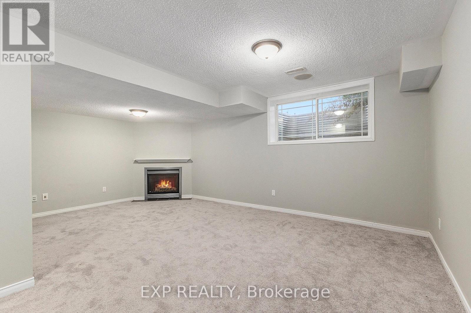 526 Pepperville Crescent